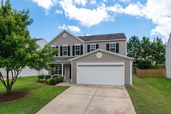 The Ultimate Guide to Exterior Paint Treatments for Curb Appeal